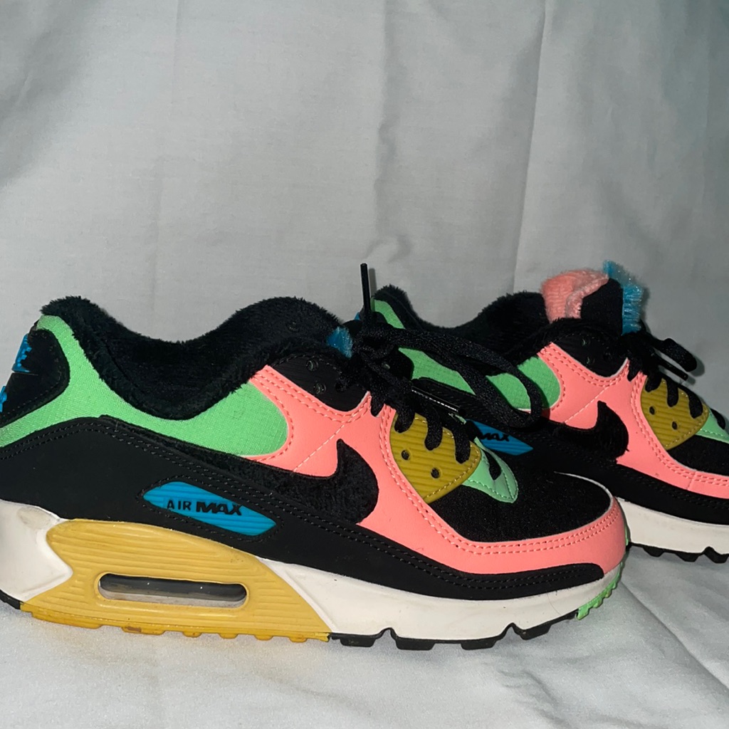 Nike Air Max Size 65 Womens